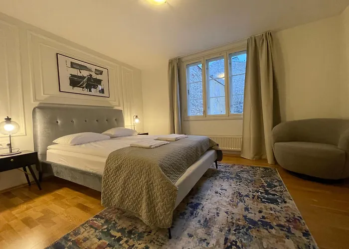 Old Town - Muurivahe * Tallinn